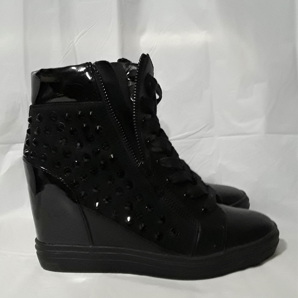 Steve Madden Studded Boot